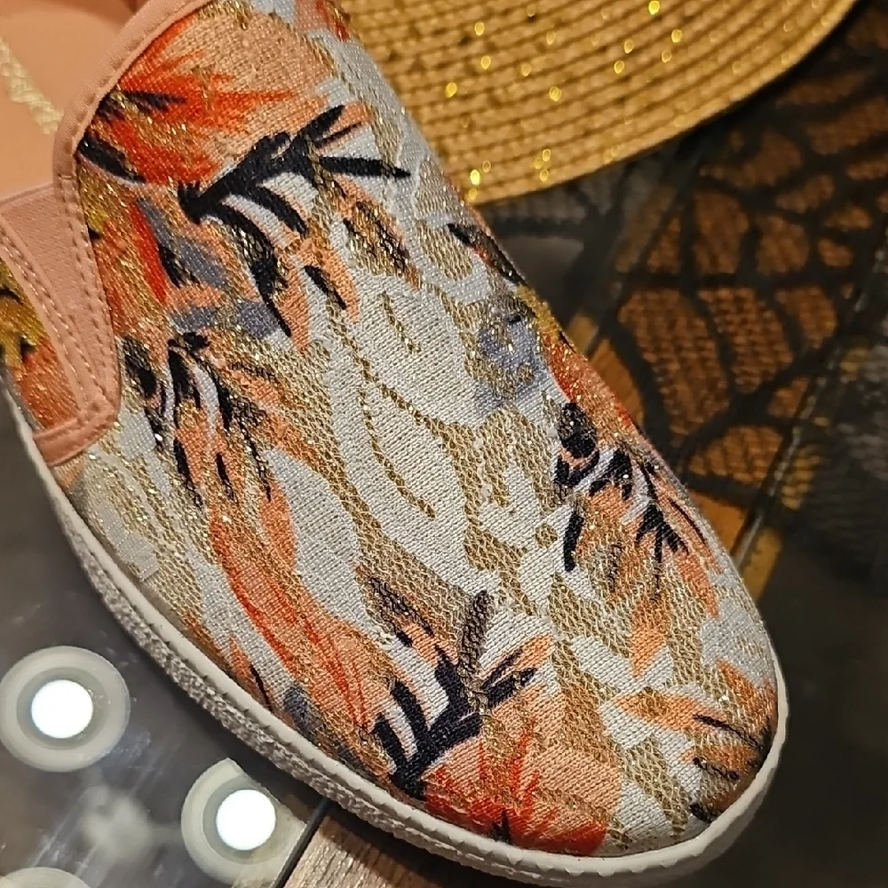 Serengeti Multicolor Floral Espadrilles